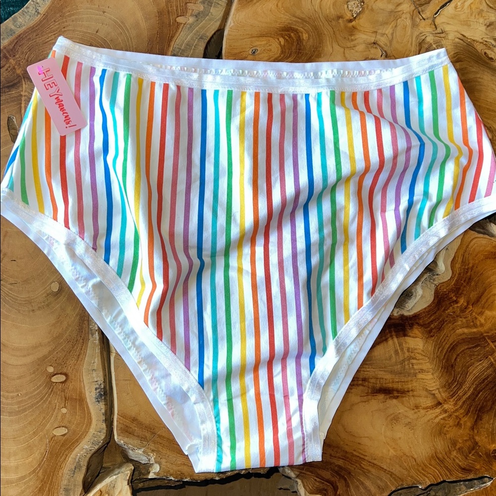 🌈 Rainbow Stripe Women's Panties NWT 6X - Picture 3 of 8